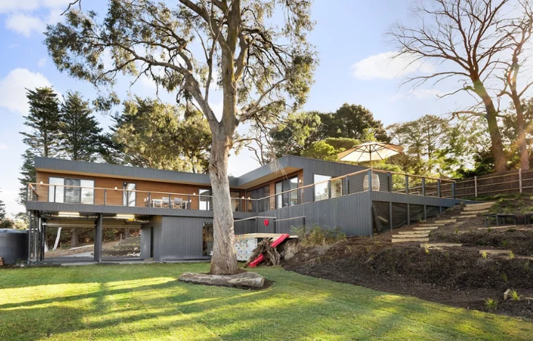 Custom modular design build - Franston Project.